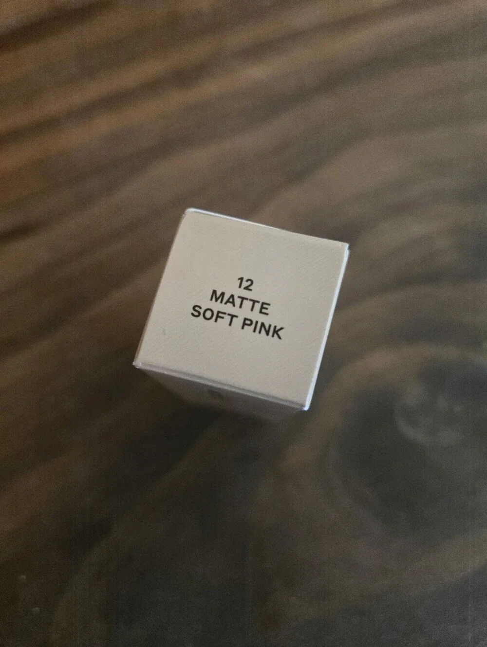 Burberry kisses matte